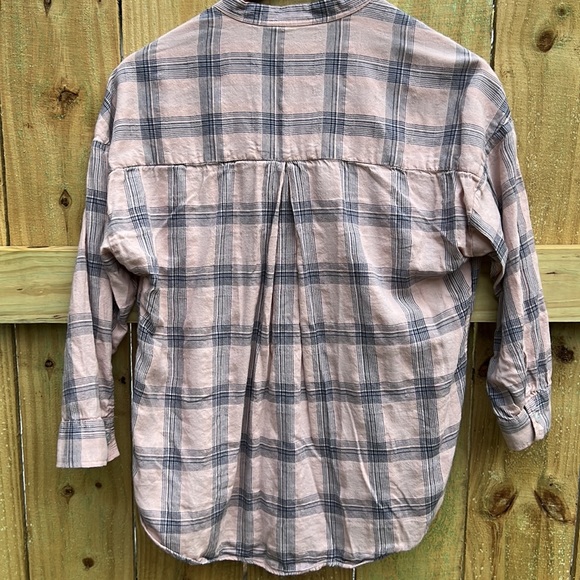 Lucky Brand top - Picture 3 of 9